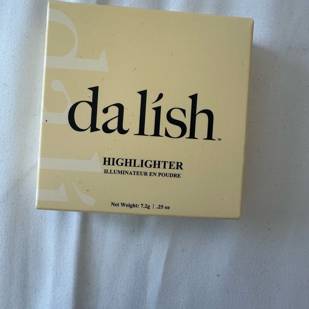 Dalish Cosmetics Sunrise Highlighter Illuminator Powder 7.2g 25 oz New